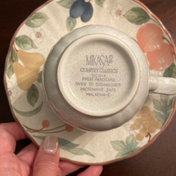 Mikasa Country Classics Cup and Saucer Tea/Coffee Fruit Panorama Set of 6 - Picture 6 of 8